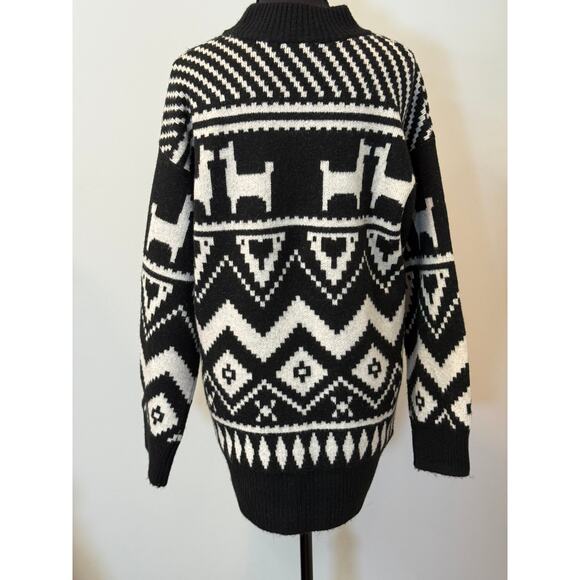 H&M Abstract Sweater Llama Tunic in Black and White Wool Blend - Picture 2 of 3
